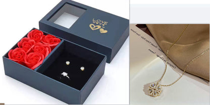 Retro Magnetic Folding Heart Four Leaf Clover Necklace