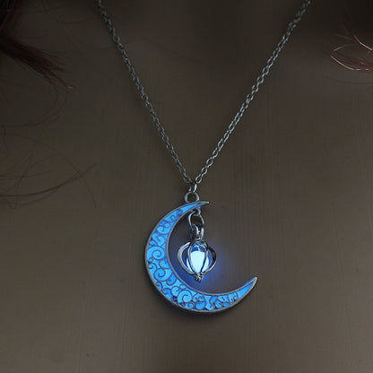 Glowing Pendant Necklace With Silver Plated Chain Jewelry