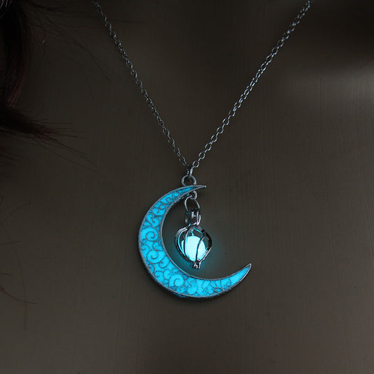 Glowing Pendant Necklace With Silver Plated Chain Jewelry