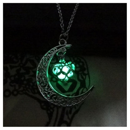 Glowing Pendant Necklace With Silver Plated Chain Jewelry