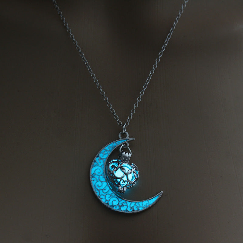 Glowing Pendant Necklace With Silver Plated Chain Jewelry